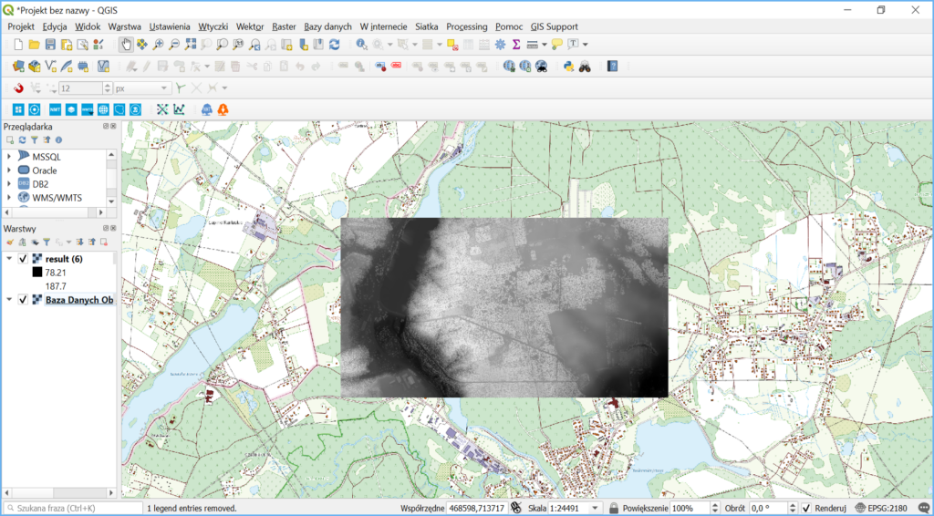 Grafika przedstawiająca pobrany plik NMPT i wczytany w aplikacji QGIS